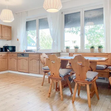 Ferienwohnung Backbord דירה *